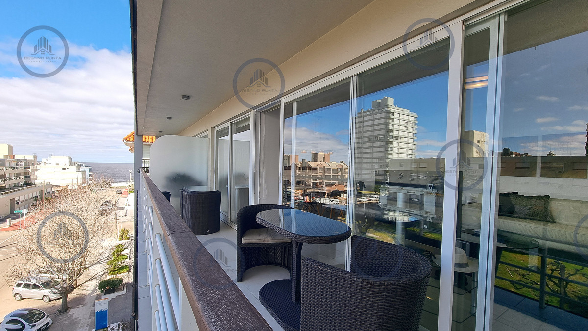 Apartamento ID.3098 - Apartamento moderno, 3 dormitorios, 3 baños, parrillero, losa radiante y Vista al mar!