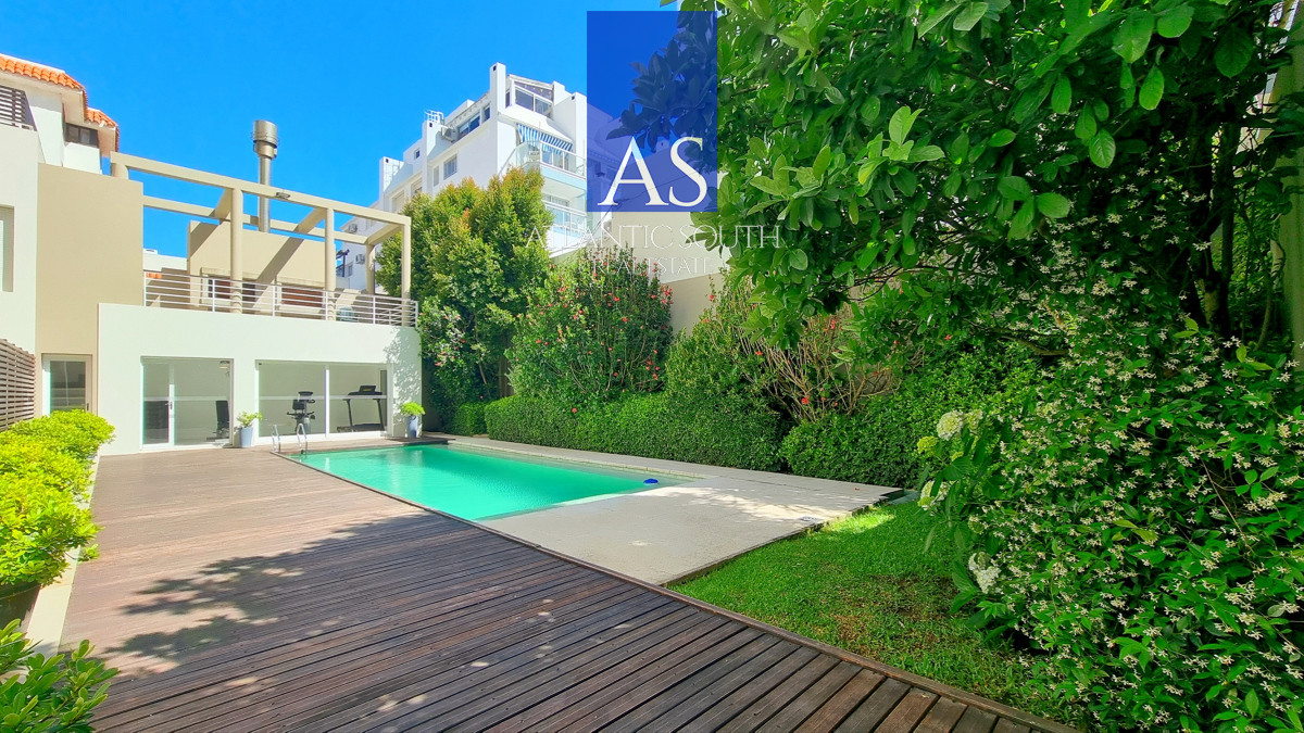 Apartamento ID.4307 - Apartamento moderno en Peninsula, 3 dormitorios, parrillero, garage doble. Planta Baja.