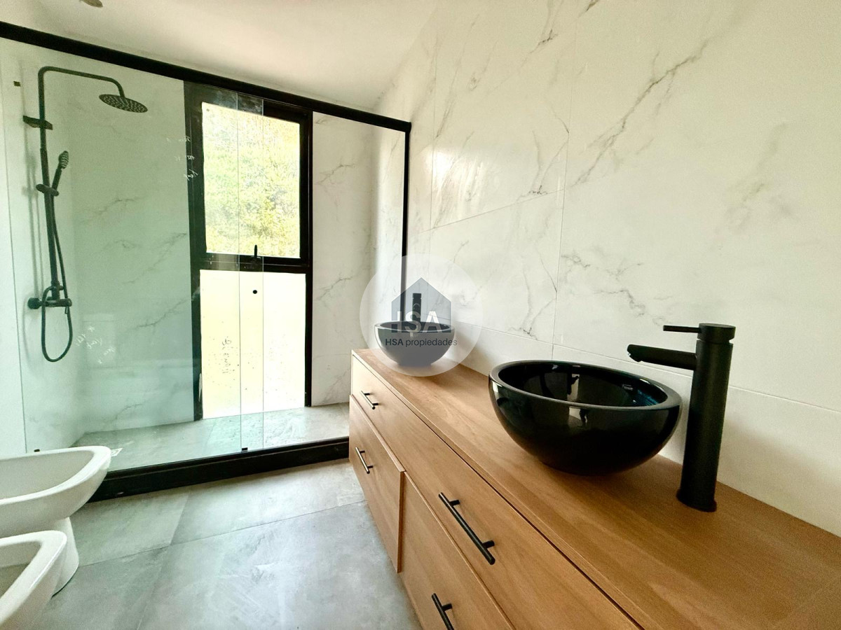 Casa ID.391 - Hermoso proyecto Barrio Cerrado en la barra  Bosques del Tesoro