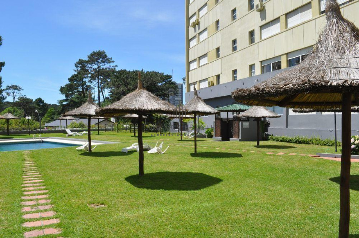 Apartamento ID.3042 - Apartamento en Torre Antares, 2 dormitorios, 2 baños reciclados