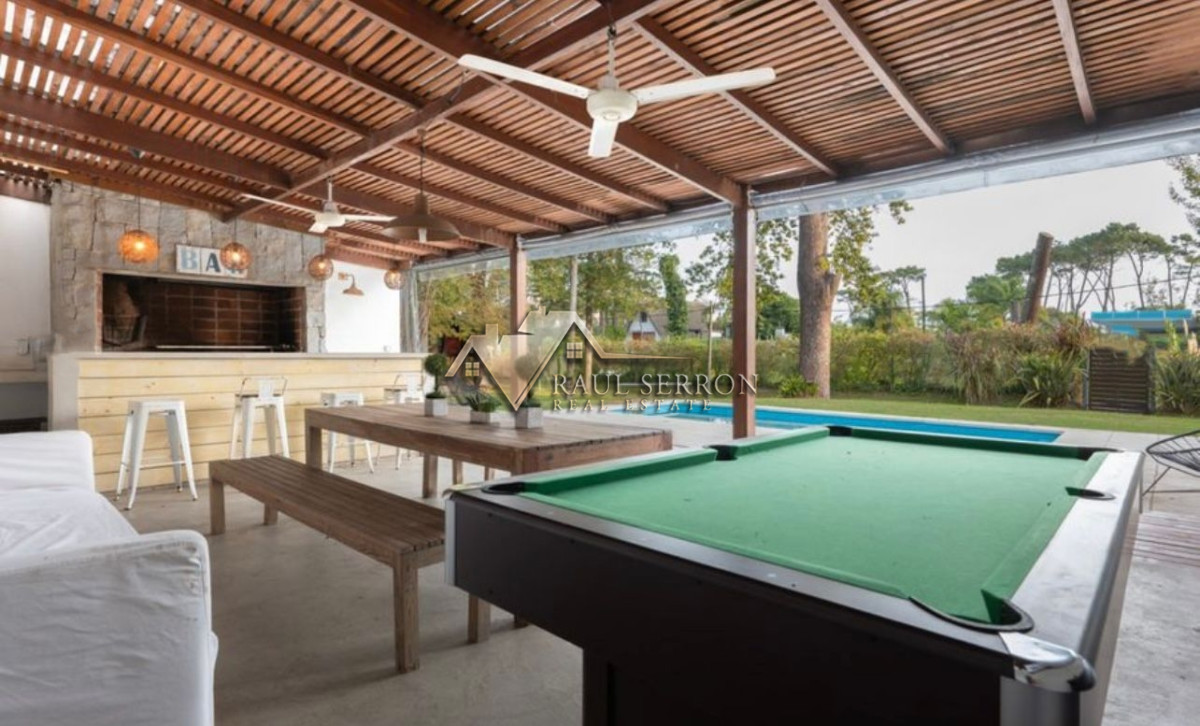 Casa ID.3223 - CASA EN MANSA EN VENTA DE 3 Y DEPENDENCIA VENTA
