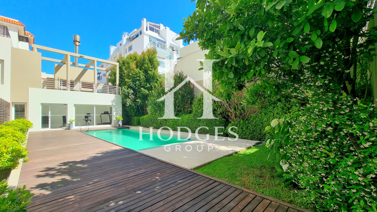 Apartamento ID.487 - Apartamento moderno en Peninsula, 3 dormitorios, parrillero, garage doble. Planta Baja.