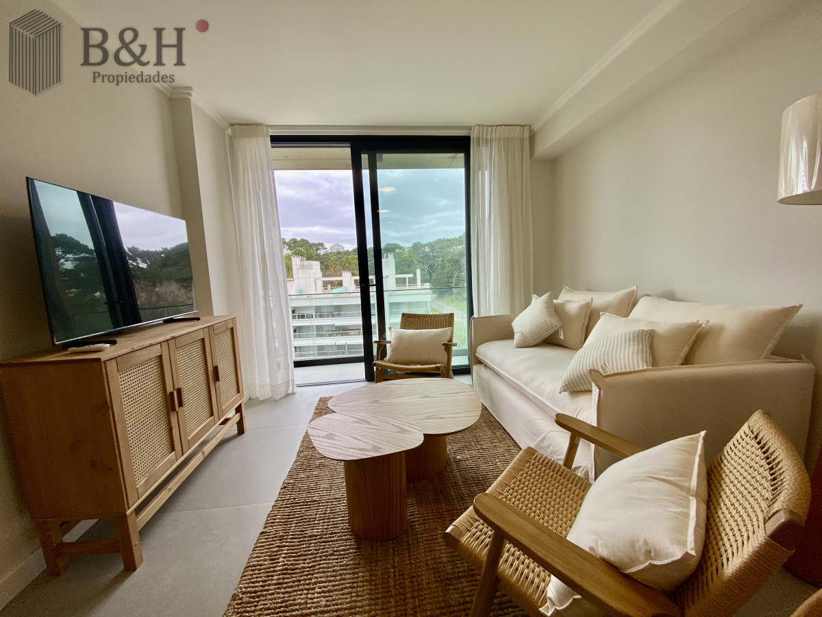 Apartamento ID.5435 - Alquiler Apartamento 2 dormitorios frente al mar en playa mansa