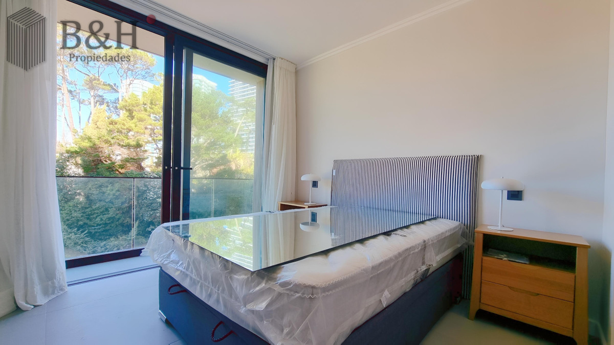 Apartamento ID.5436 - Alquiler Apartamento 2 dormitorios frente al mar en playa mansa