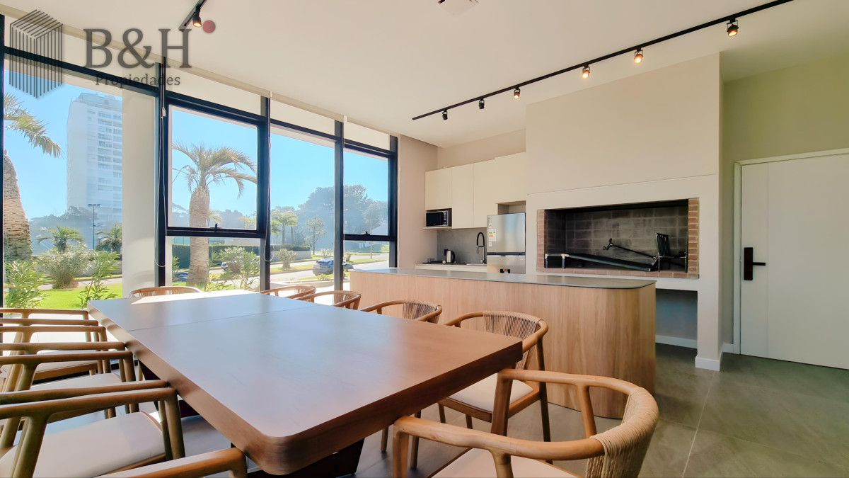 Apartamento ID.5436 - Alquiler Apartamento 2 dormitorios frente al mar en playa mansa