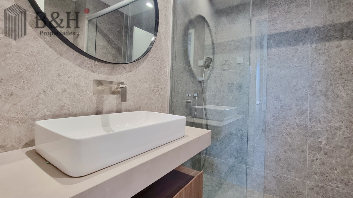 Apartamento ID.5436 - Alquiler Apartamento 2 dormitorios frente al mar en playa mansa