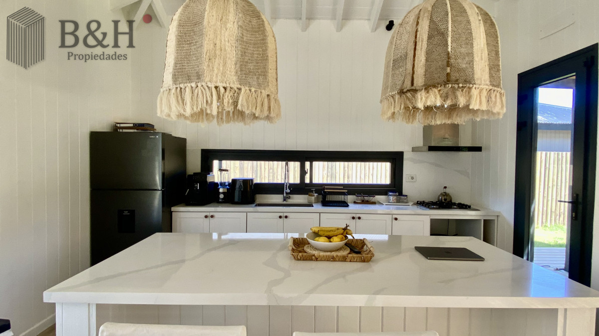 Casa ID.3963 - Espectacular Casa a estrenar de 3 dormitorios + piscina en San Vicente - Jose Ignacio