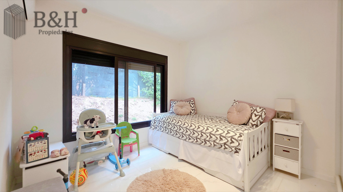 Casa ID.6780 - Magnifica casa en Barrio Privado, 3 dormitorios, piscina climatizada, moderna