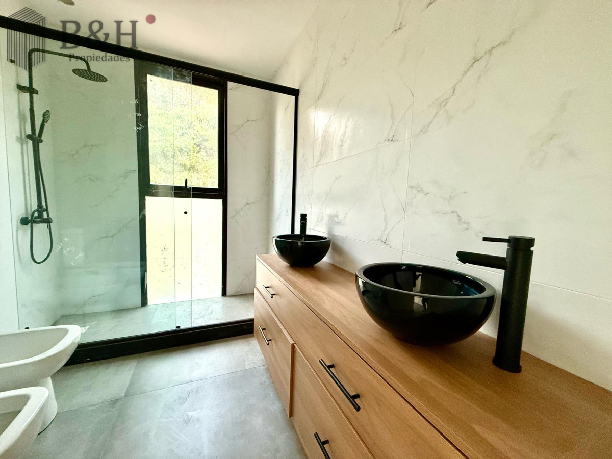 Casa ID.3015 - Hermoso proyecto Barrio Cerrado en la barra “ Bosques del Tesoro