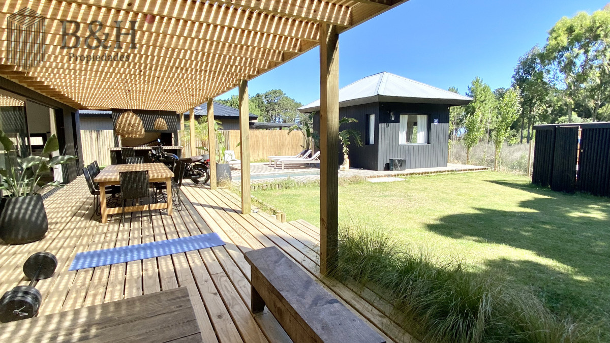 Casa ID.3963 - Espectacular Casa a estrenar de 3 dormitorios + piscina en San Vicente - Jose Ignacio