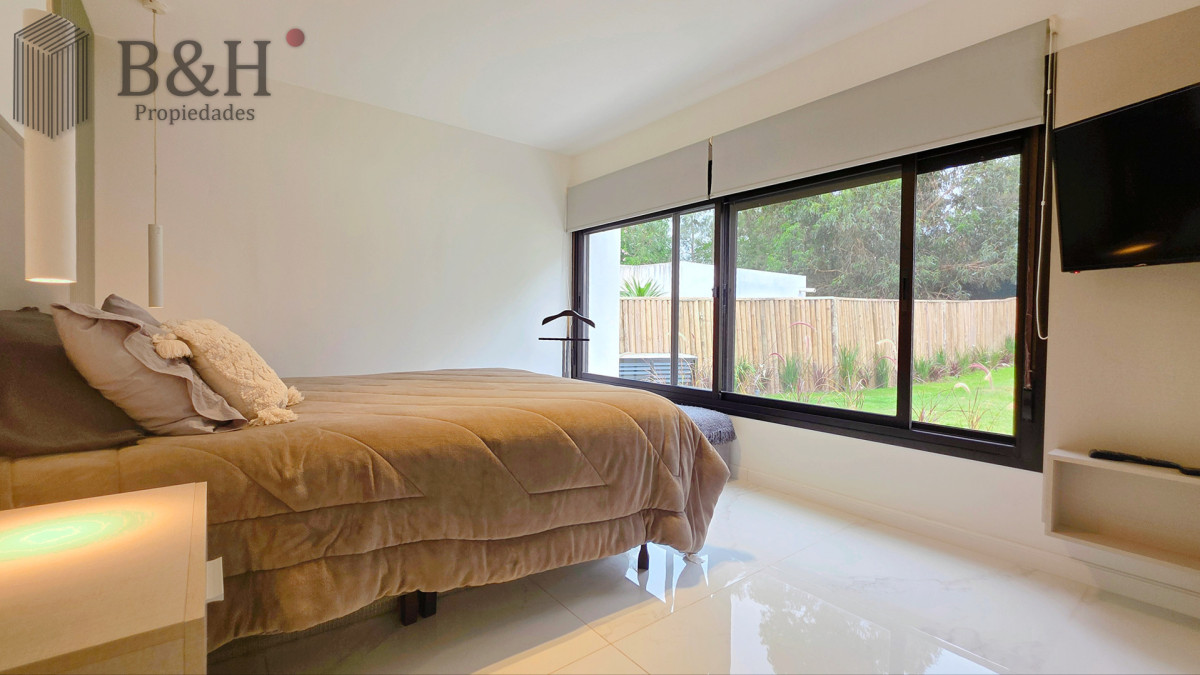 Casa ID.6780 - Magnifica casa en Barrio Privado, 3 dormitorios, piscina climatizada, moderna