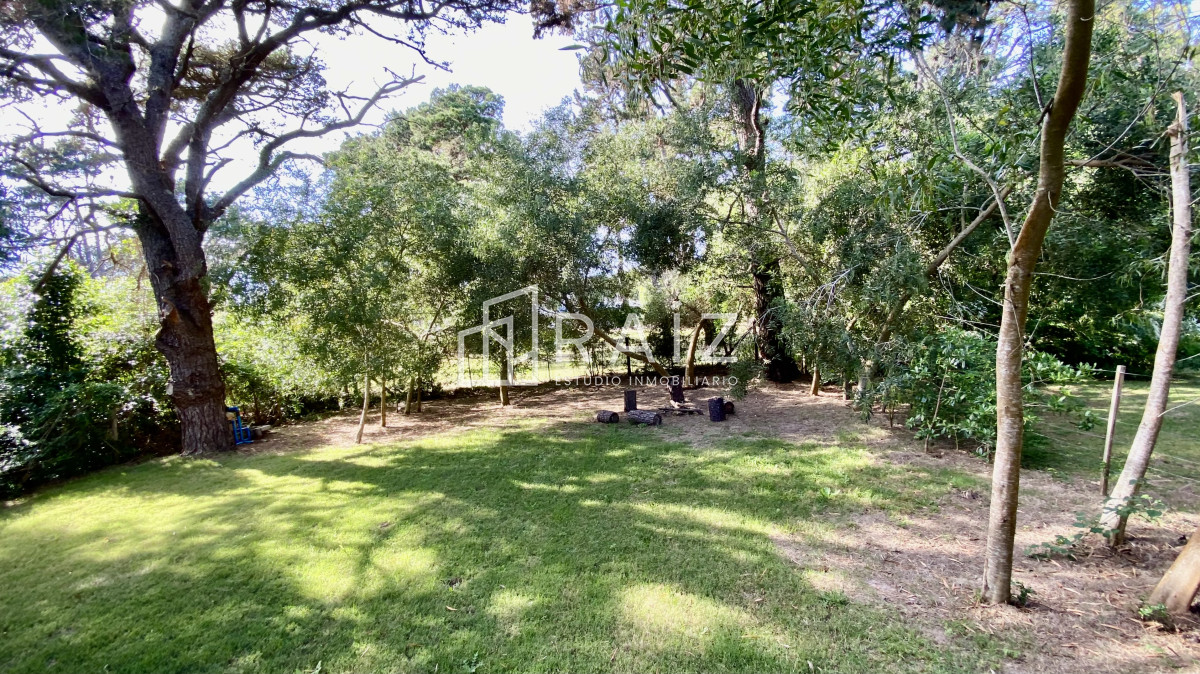 Casa ID.10415 - CASA EN VENTA 3 DORMITORIOS Y PISCINA SAN VICENTE 