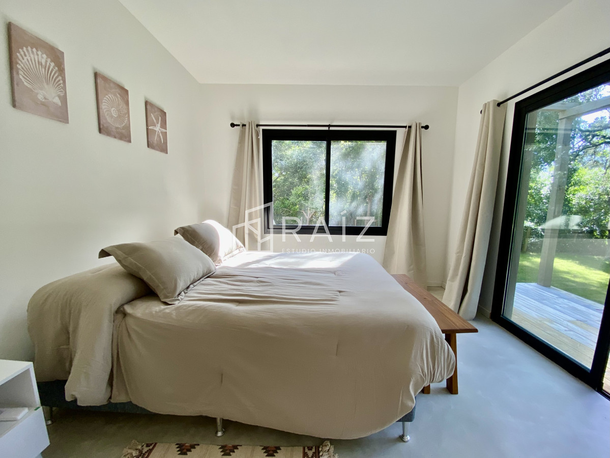 Casa ID.10415 - CASA EN VENTA 3 DORMITORIOS Y PISCINA SAN VICENTE 