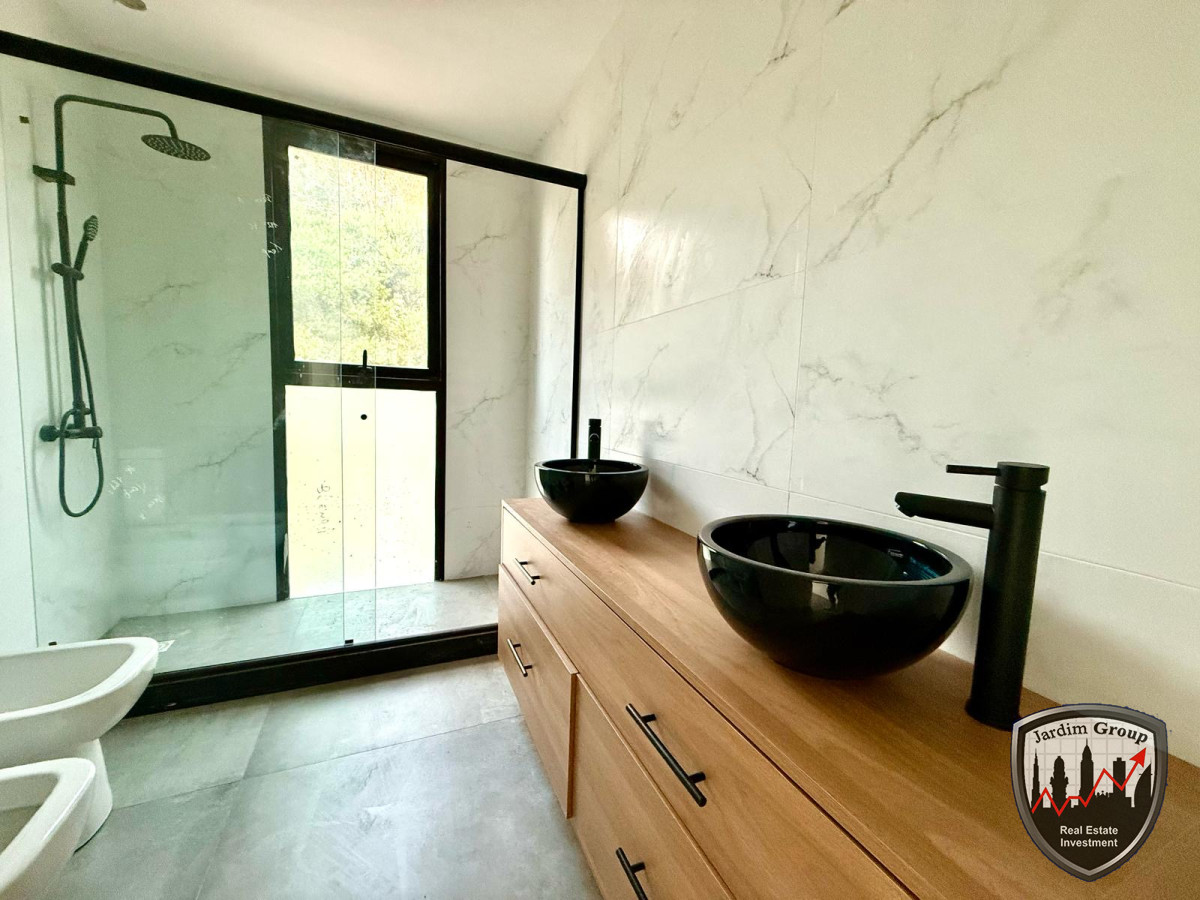 Casa ID.7074 - Hermoso proyecto Barrio Cerrado en la barra “ Bosques del Tesoro