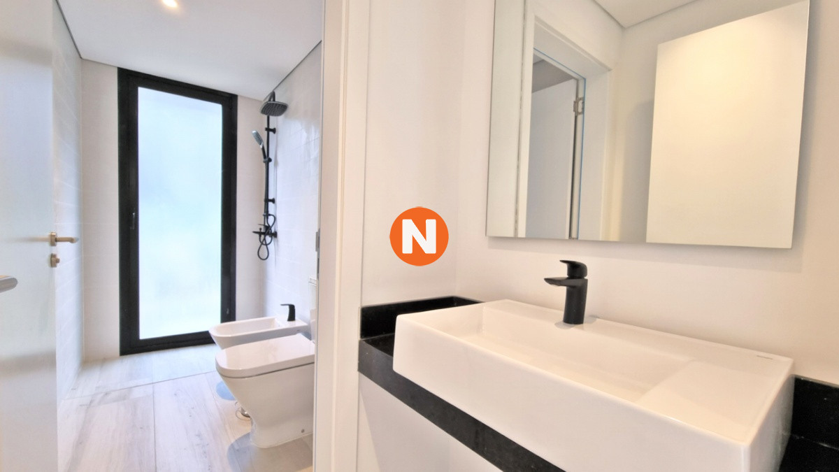 Casa Ref.223804 - Casa a Estrenar en Barrio Privado. 4 Suites, Piscina climatizada, losa radiante.