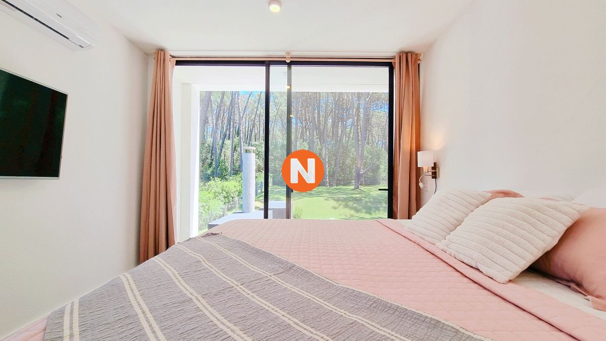 Casa Ref.223804 - Casa a Estrenar en Barrio Privado. 4 Suites, Piscina climatizada, losa radiante.
