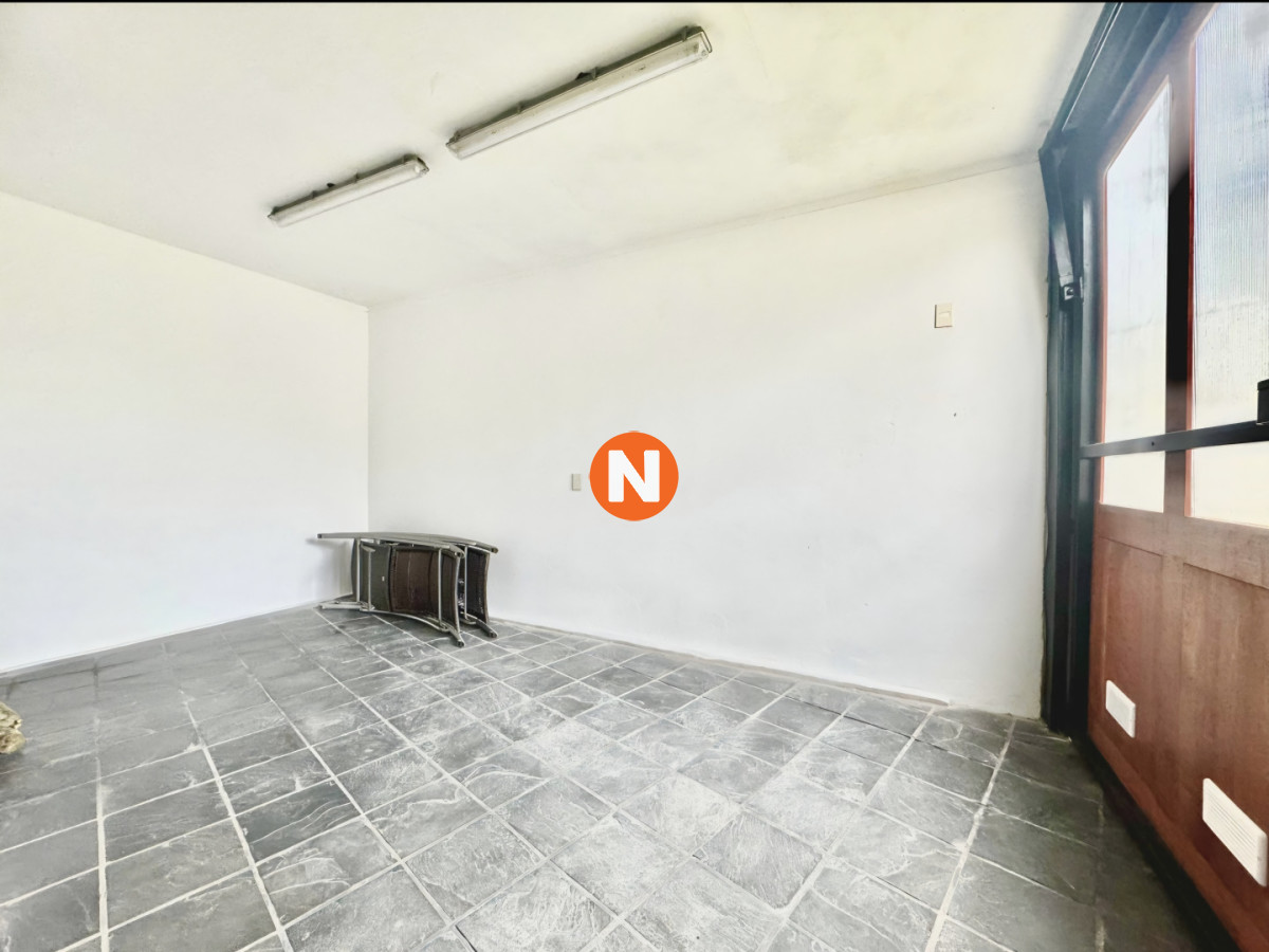 Casa Ref.225727 - Gran casa en venta, 5 dormitorios, calefaccion, piscina, solida construccion