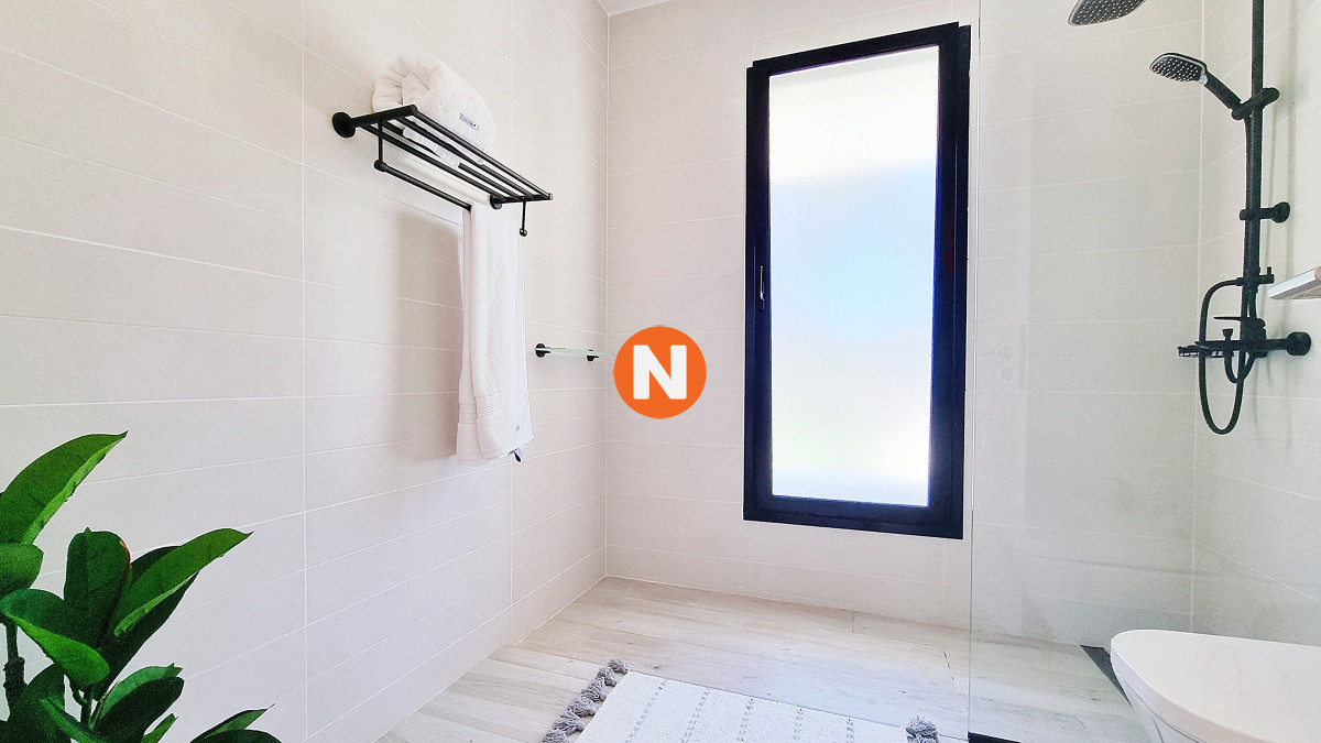Casa Ref.223804 - Casa a Estrenar en Barrio Privado. 4 Suites, Piscina climatizada, losa radiante.