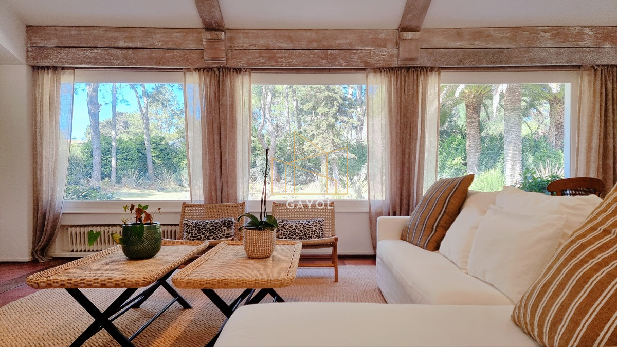 Casa ID.967 - Espectacular Mansion en Barrio Golf, 4 dormitorios, piscina climatizada, gran barbacoa y parque