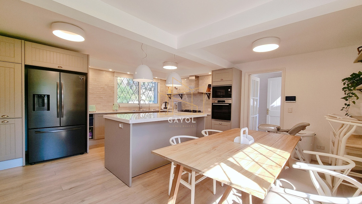 Casa ID.967 - Espectacular Mansion en Barrio Golf, 4 dormitorios, piscina climatizada, gran barbacoa y parque