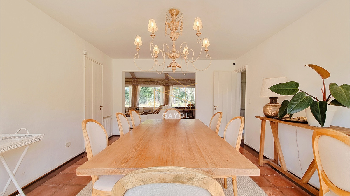 Casa ID.967 - Espectacular Mansion en Barrio Golf, 4 dormitorios, piscina climatizada, gran barbacoa y parque