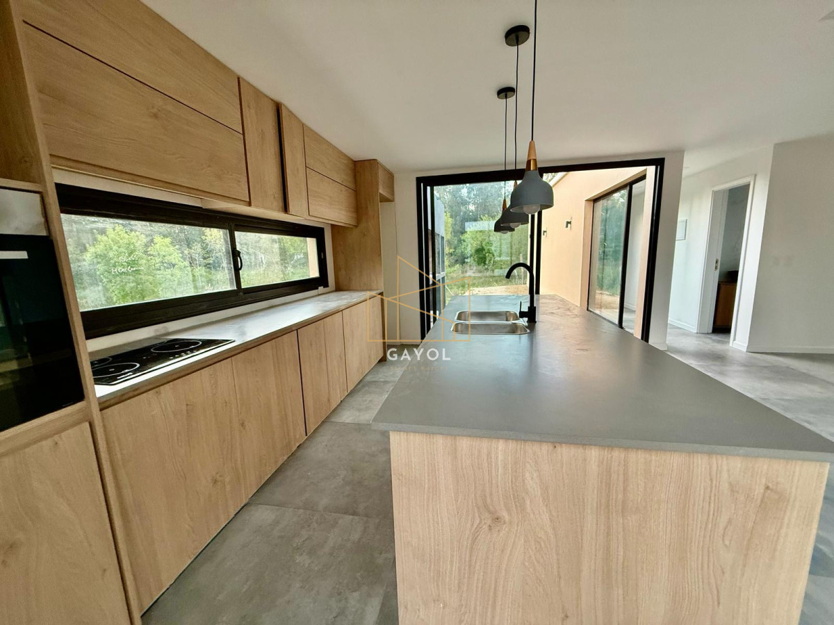 Casa ID.314 - Hermoso proyecto Barrio Cerrado en la barra “ Bosques del Tesoro