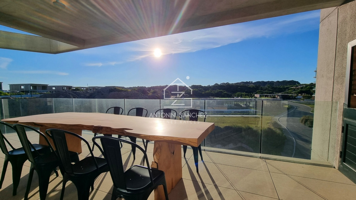 Apartamento ID.3131 - Apartamento en Aldeana, 4 dormitorios en Suite, parrillero, calefacción