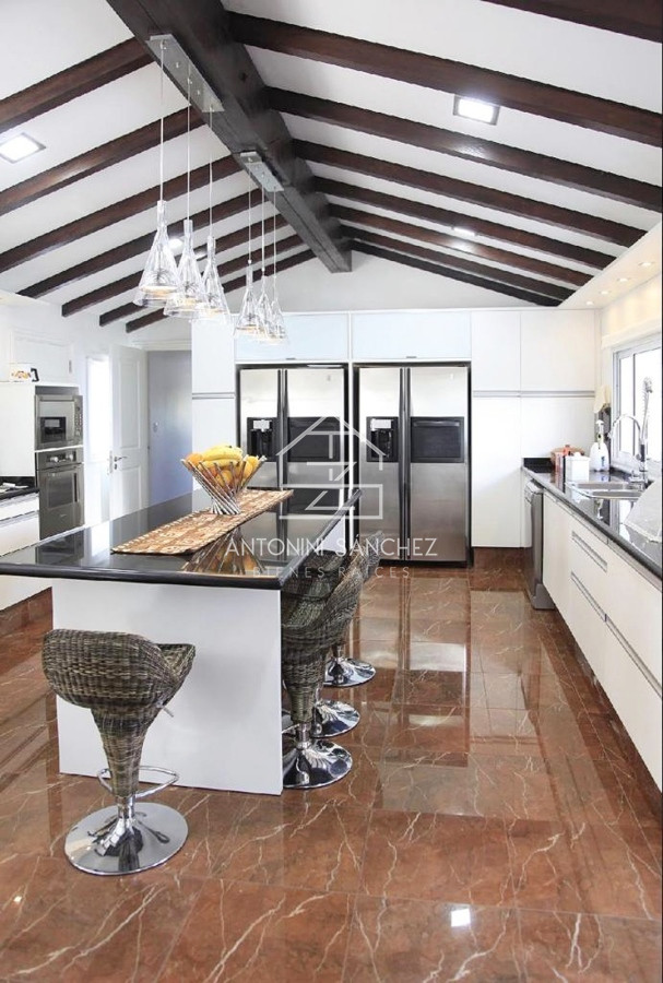 Casa ID.811 - Venta CASA 7 Suites Punta Del Este zona GOLF