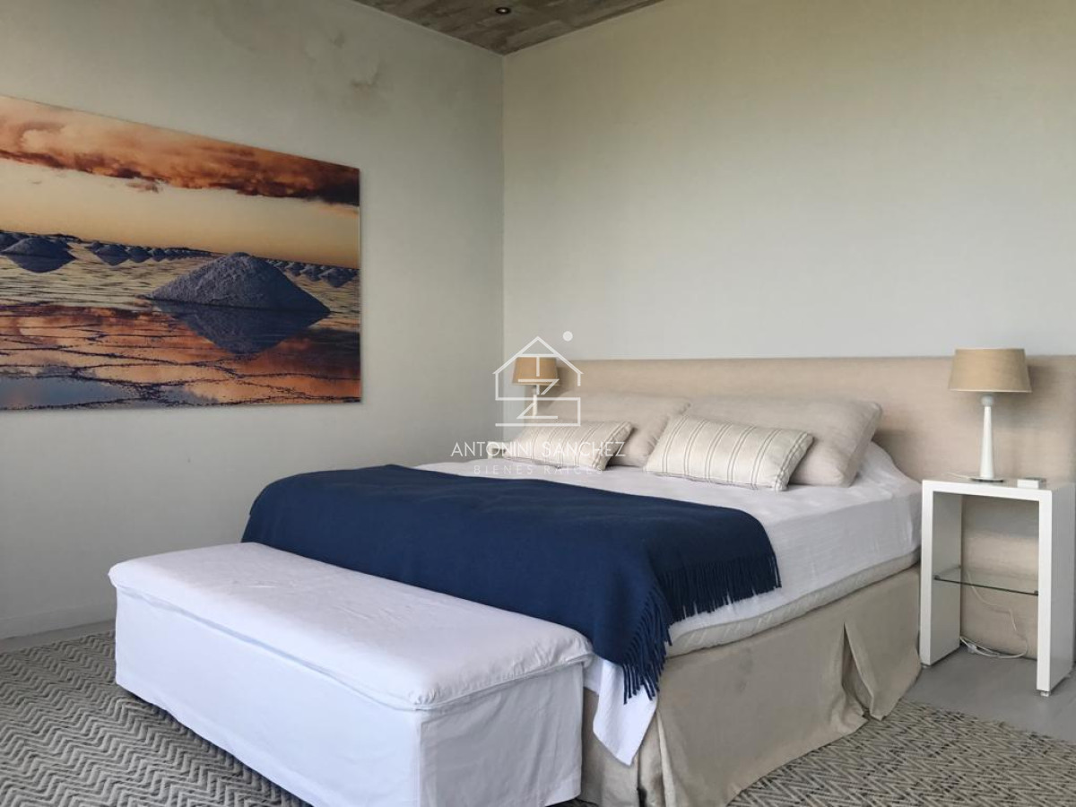 Casa ID.824 - Venta Casa 5 Dormitorios José Ignacio Laguna Escondida