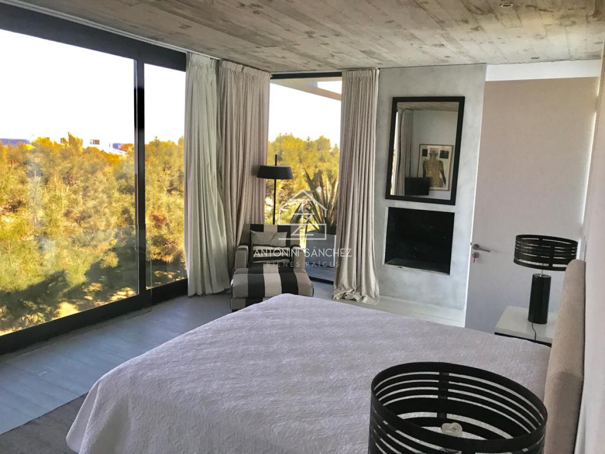 Casa ID.824 - Venta Casa 5 Dormitorios José Ignacio Laguna Escondida