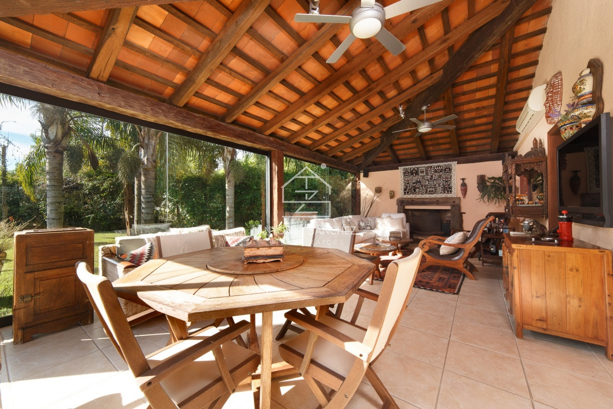 Casa ID.814 - Venta Casa 6 Domitorios Punta del Este Beverly Hills