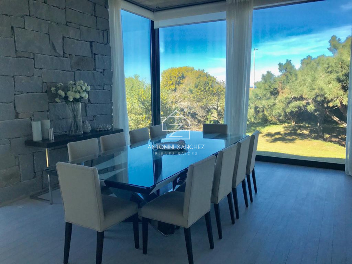 Casa ID.824 - Venta Casa 5 Dormitorios José Ignacio Laguna Escondida