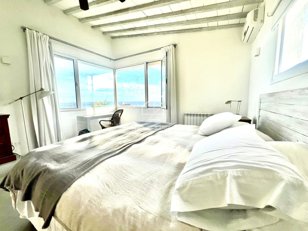 Casa ID.1077 - HERMOSA CASA 3 DORMITORIOS + SERVICIO  A METROS DE LA PLAYA CON VISTA AL MAR