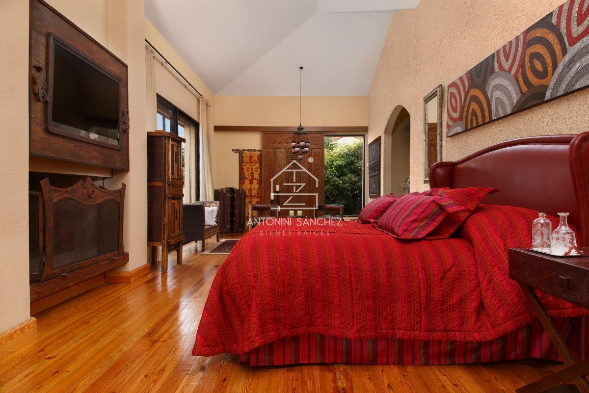 Casa ID.814 - Venta Casa 6 Domitorios Punta del Este Beverly Hills