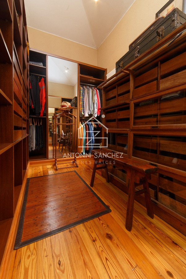 Casa ID.814 - Venta Casa 6 Domitorios Punta del Este Beverly Hills