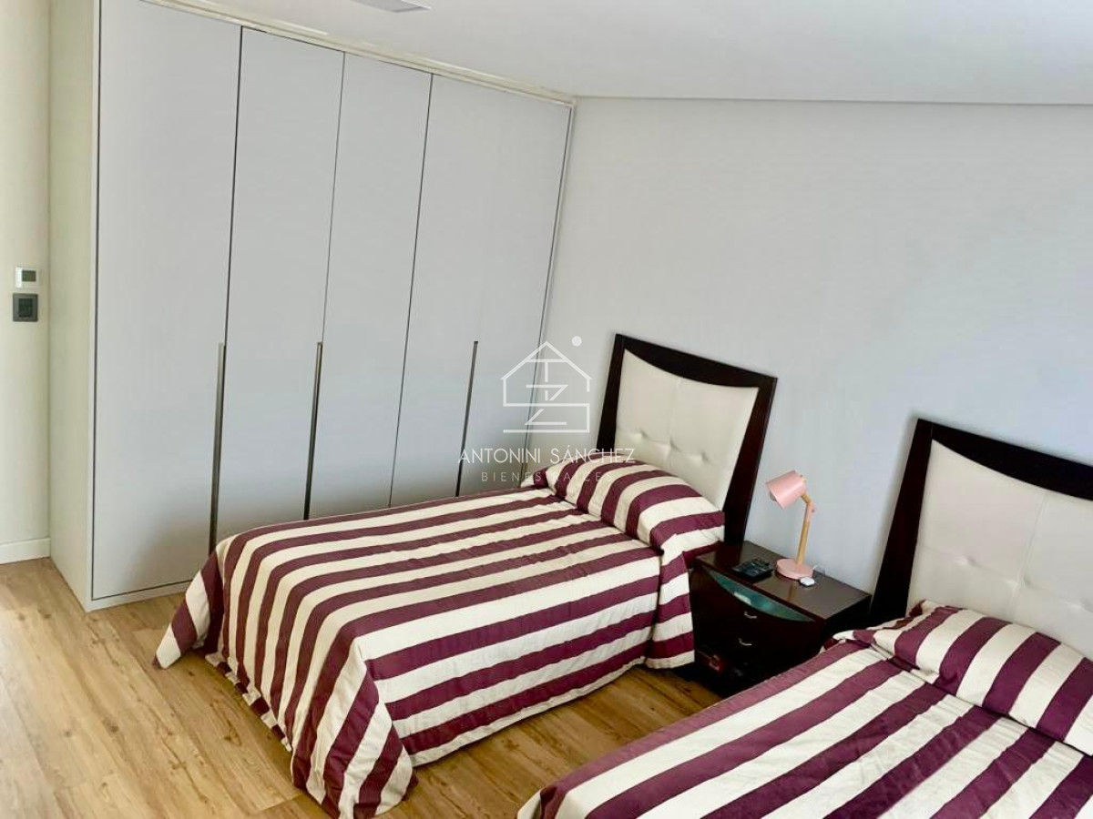 Casa ID.812 - Moderna casa en barrio privado La Arbolada, 5 dormitorios, piscina climatizada, barbacoa independiente