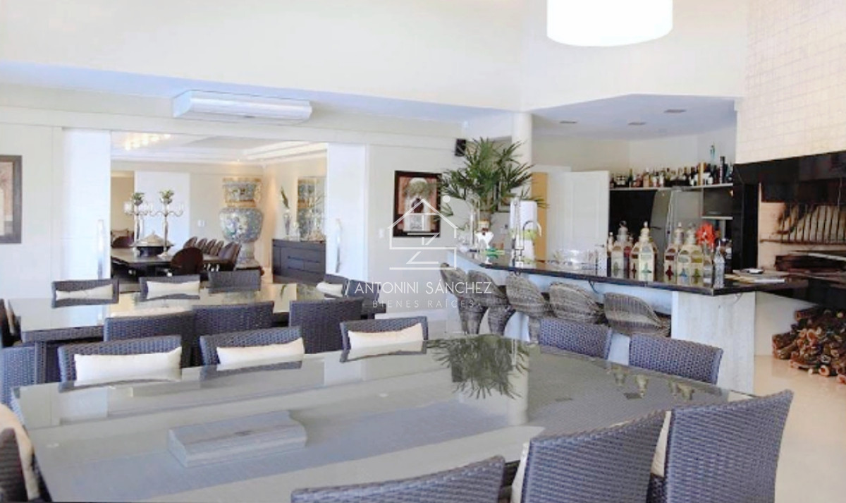 Casa ID.811 - Venta CASA 7 Suites Punta Del Este zona GOLF