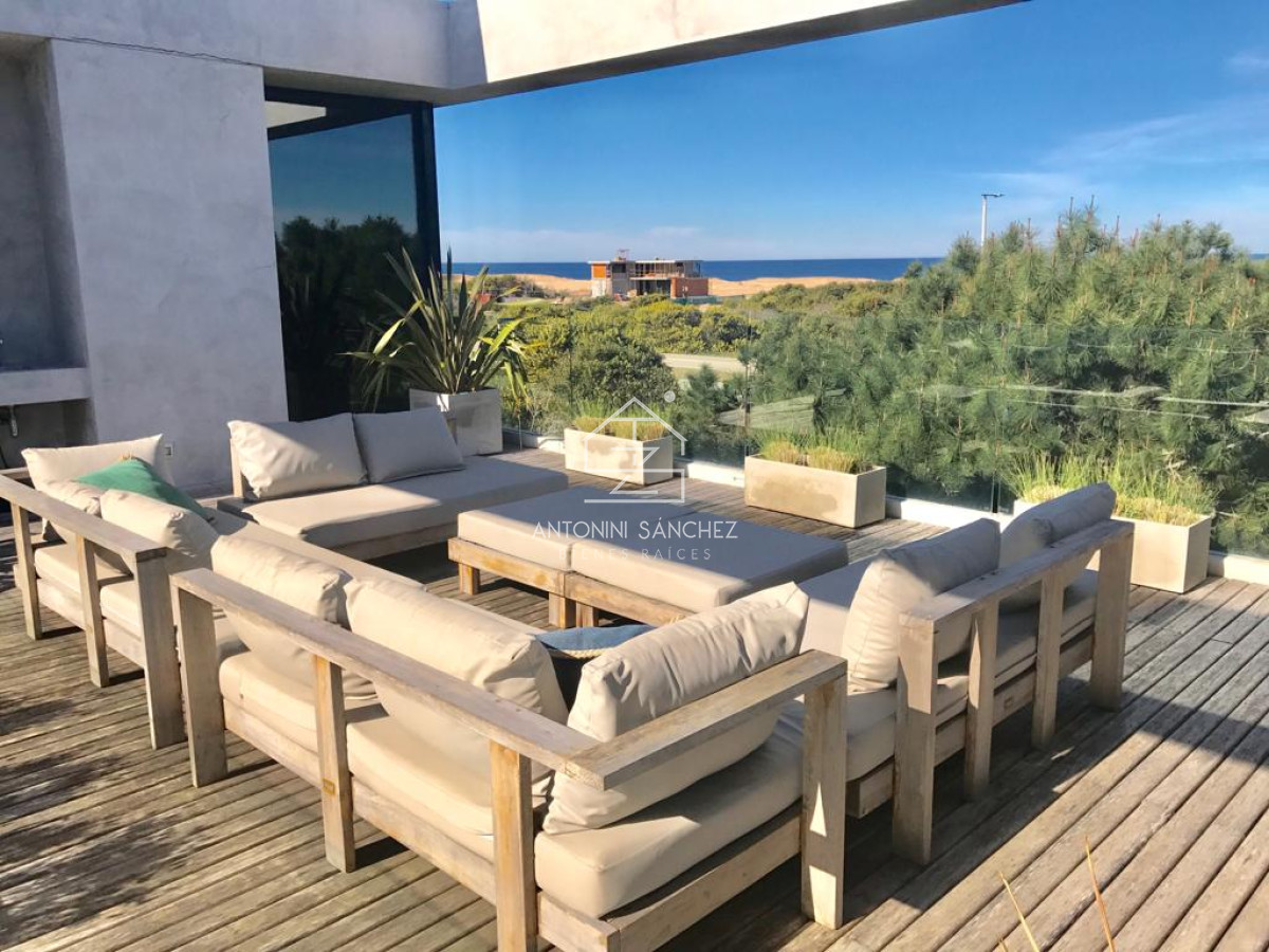 Casa ID.824 - Venta Casa 5 Dormitorios José Ignacio Laguna Escondida