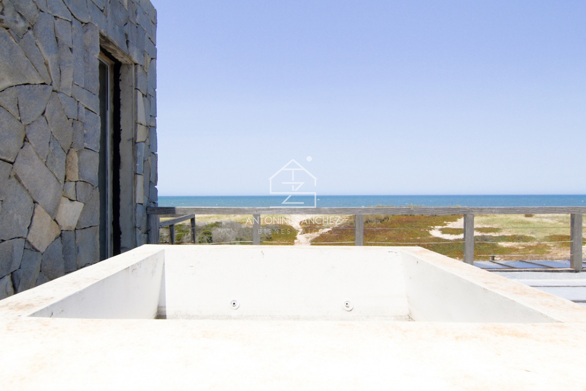 Casa ID.823 - Venta Casa 4 Dormitorios José Ignacio