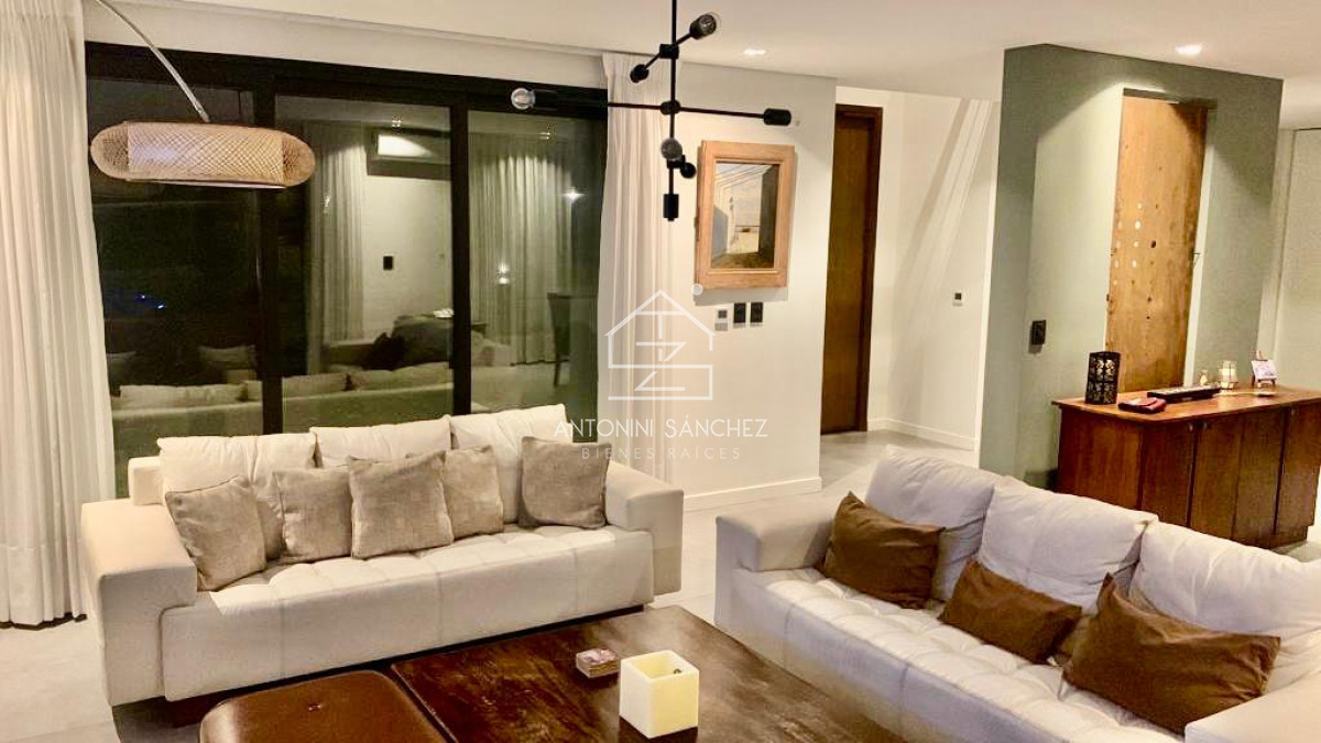 Casa ID.812 - Moderna casa en barrio privado La Arbolada, 5 dormitorios, piscina climatizada, barbacoa independiente