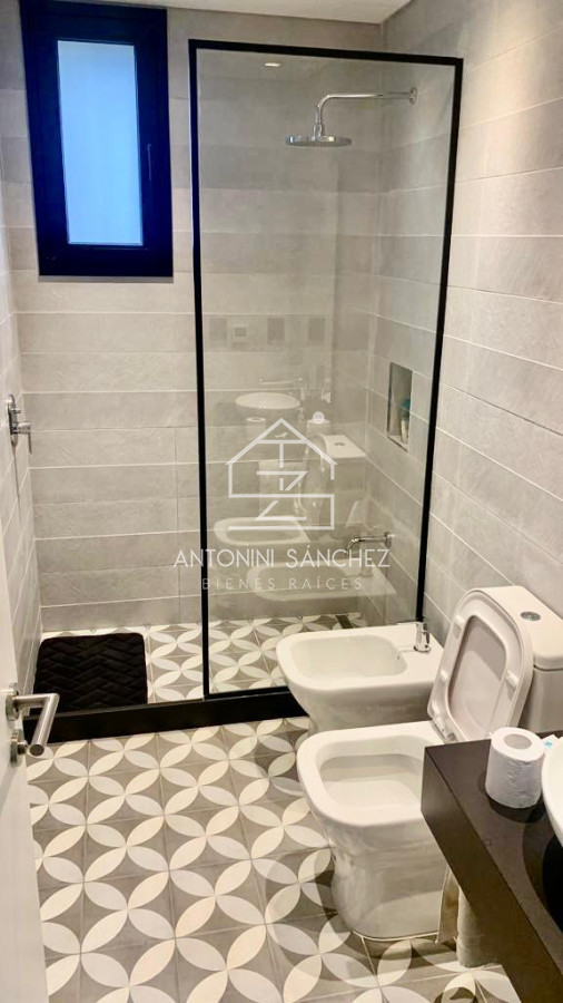 Casa ID.812 - Moderna casa en barrio privado La Arbolada, 5 dormitorios, piscina climatizada, barbacoa independiente
