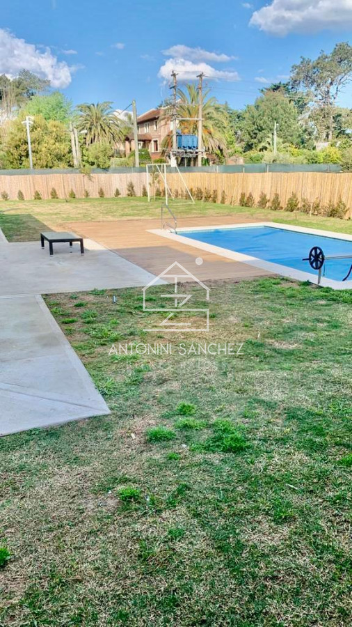Casa ID.812 - Moderna casa en barrio privado La Arbolada, 5 dormitorios, piscina climatizada, barbacoa independiente