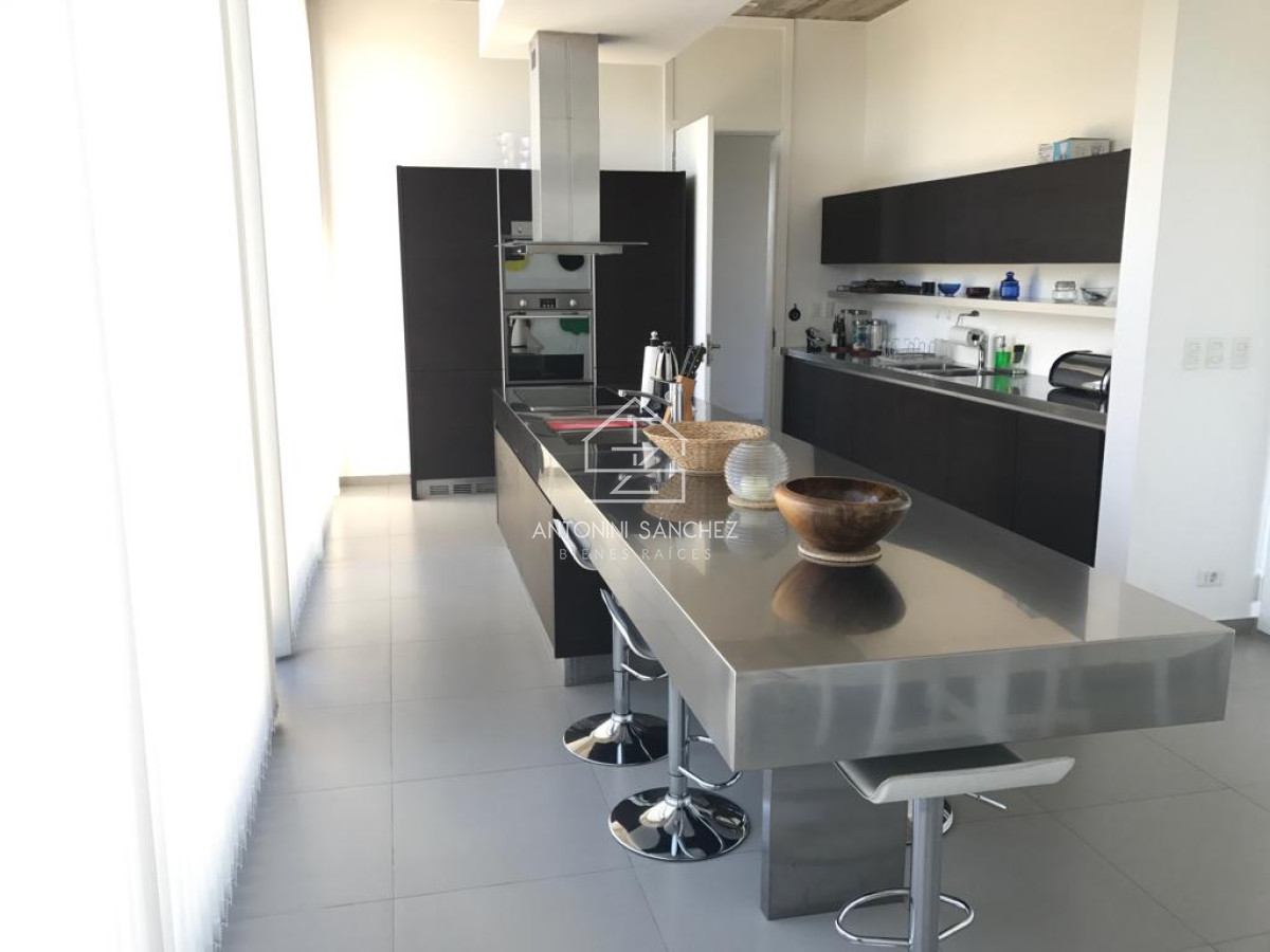 Casa ID.824 - Venta Casa 5 Dormitorios José Ignacio Laguna Escondida