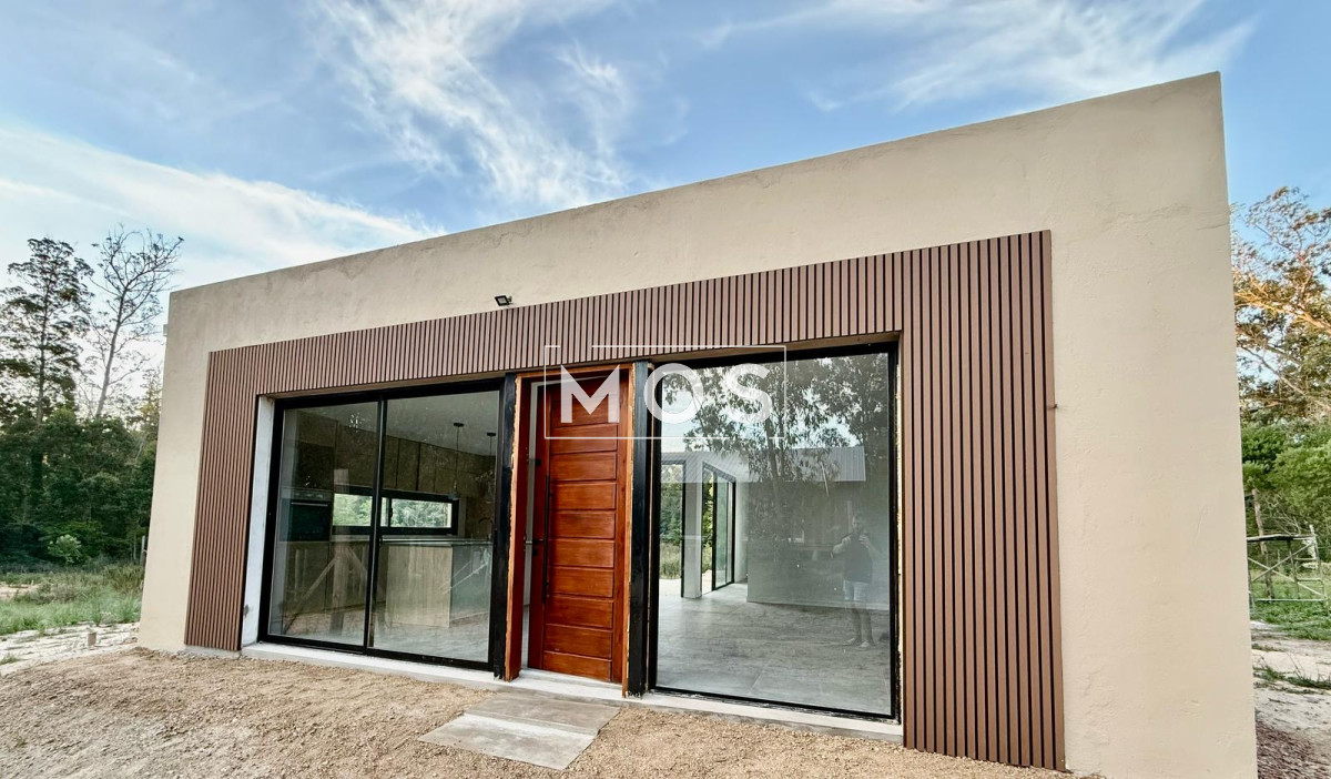 Casa ID.2505 - Hermoso proyecto Barrio Cerrado en la barra “ Bosques del Tesoro