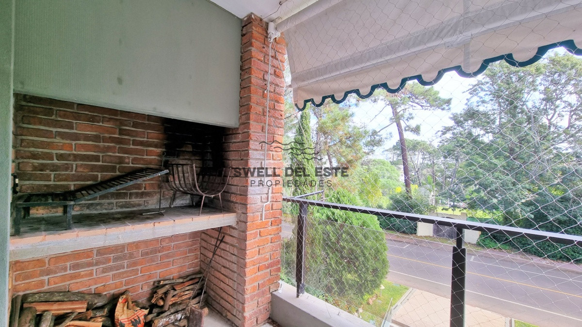 Apartamento ID.18 - Apartamento edificio bajo, 3 dormitorios, 2 baños, balcon con parrillero