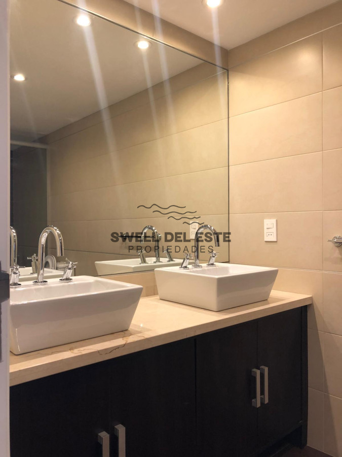 Apartamento ID.22 - Apartamento en venta en Piso 14 Torre Imperiale con Vista