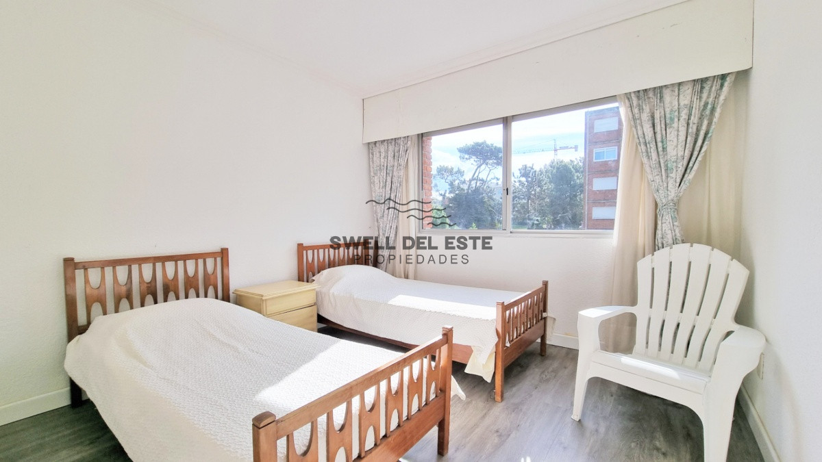 Apartamento ID.18 - Apartamento edificio bajo, 3 dormitorios, 2 baños, balcon con parrillero