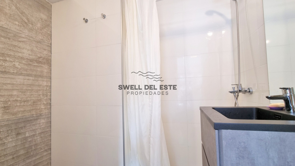 Apartamento ID.18 - Apartamento edificio bajo, 3 dormitorios, 2 baños, balcon con parrillero