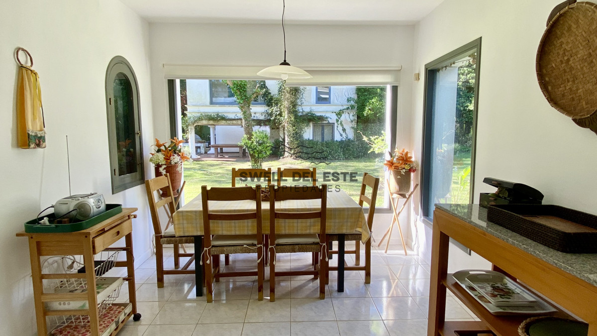 Casa ID.16 - Espectacular Casa 5 suites + Casa de Huéspedes y Piscina en Rincón del Indio - Punta del Este