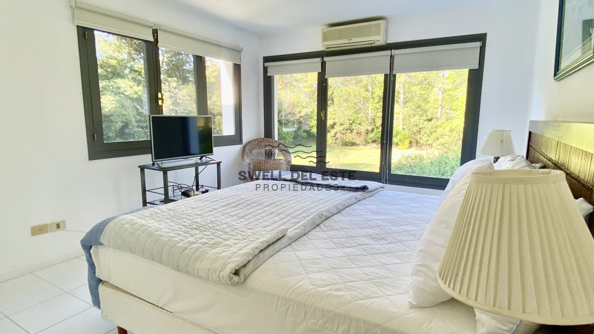 Casa ID.16 - Espectacular Casa 5 suites + Casa de Huéspedes y Piscina en Rincón del Indio - Punta del Este